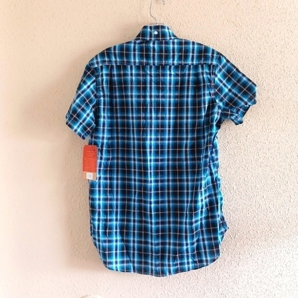 JARRETT Bay Casual Button Shirt. - Picture 3 of 4